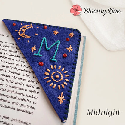 Bloomy Line - Personalized Hand Embroidered Corner Bookmark